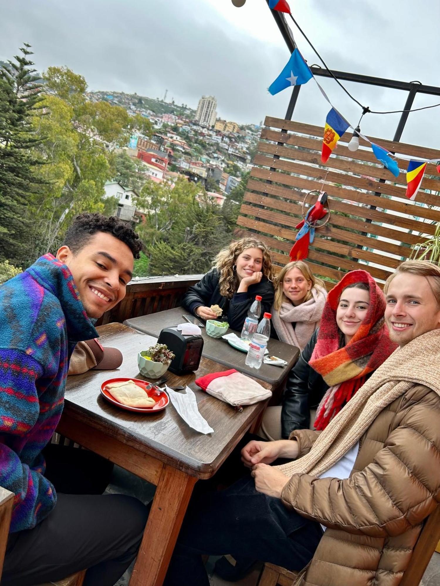 Meraki Hostel - Cerro Alegre - Вальпараисо Экстерьер фото